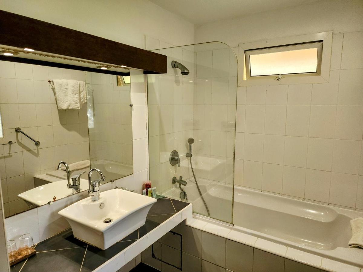 Evasion Bungalow D'Antan Spa Sarraméa Eksteriør billede